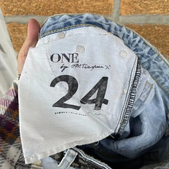 One Teaspoon Trashed Freebirds Jeans 24 - Picture 10 of 11